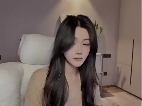 VVianan-ccc online show from 11-24-25, 07:35