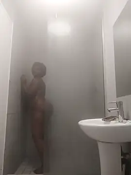 Snapshot of Sexxymam chatting on 11-23-25, 06:19 Sexxymam online show from 11-23-25, 06:19