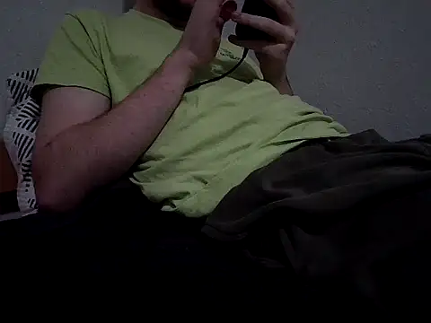 Enzo lover online show from 11-23-25, 06:52