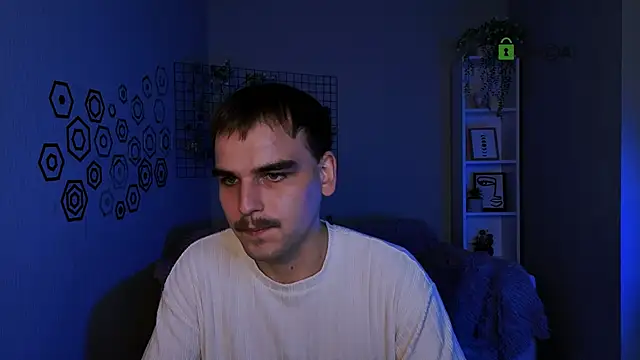 Snapshot of oliver_hill chatting on 11-23-25, 09:25 oliver hill online show from 11-23-25, 09:25