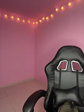 Davne  online show from 12-19-25, 11:01