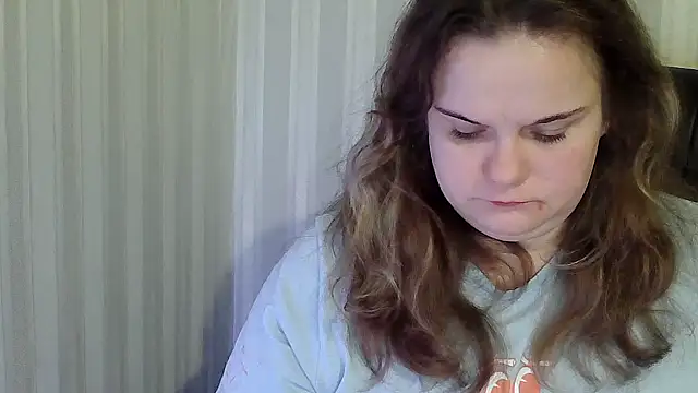 Snapshot of HarmonyKareraa chatting on 11-25-25, 08:42 HarmonyKareraa online show from 11-25-25, 08:42