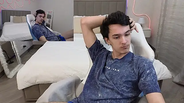 MoonlinSkinn online show from 02-13-26, 01:01