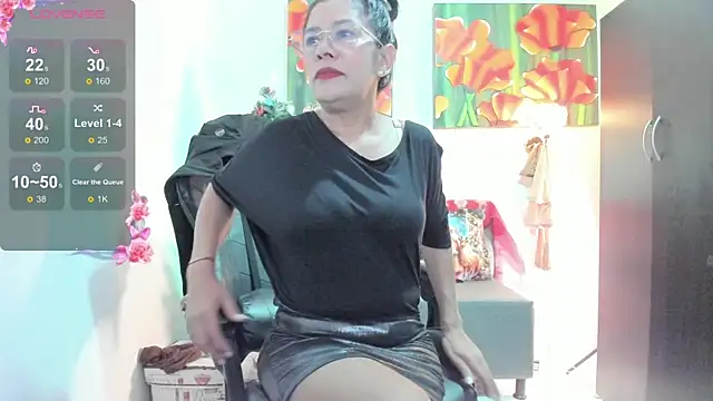 Miss clarepocahose online show from 12-04-25, 01:04