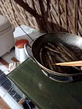 Lin-kute98 online show from 03-31-26, 12:49