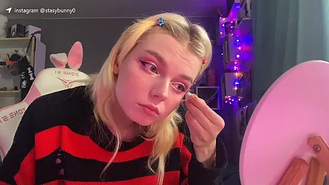 Snapshot of KittyLarva chatting on 01-08-26, 07:54 KittyLarva online show from 01-08-26, 07:54