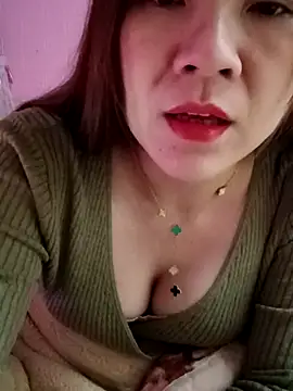 Lily-ross22 online show from 01-12-26, 05:07