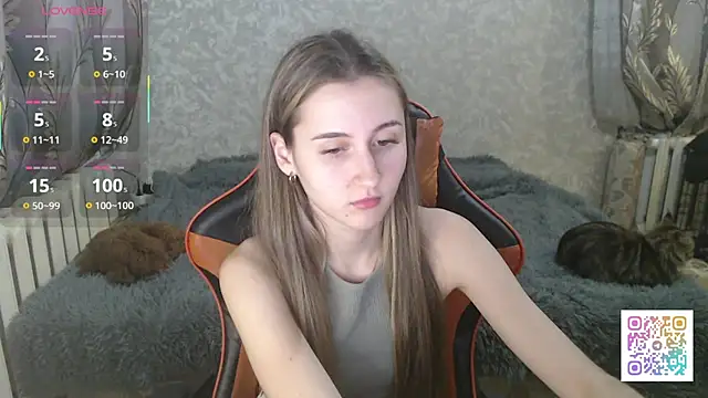 Ave Costly online show from 12-18-25, 04:35