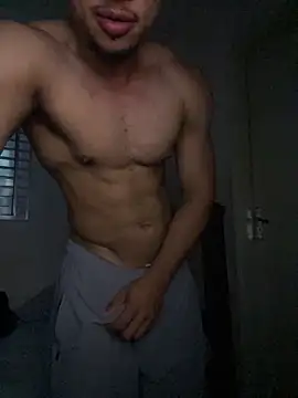 MoreninhoMagrinho online show from 12-16-25, 04:06