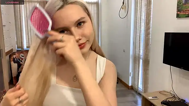 MistikMinx online show from 12-20-25, 01:18