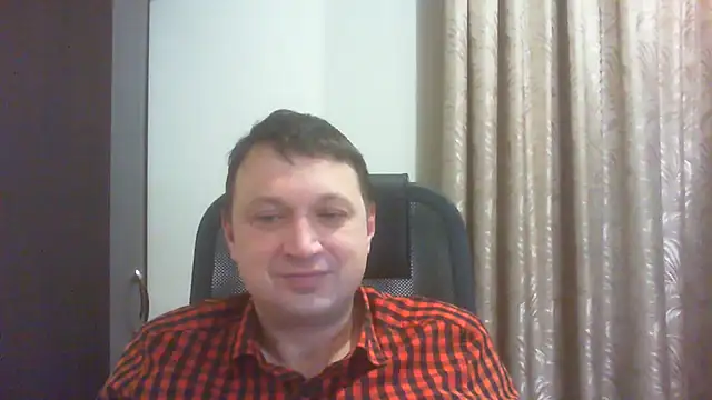 Snapshot of Storm_Velvet chatting on 12-04-25, 12:14 Storm Velvet online show from 12-04-25, 12:14