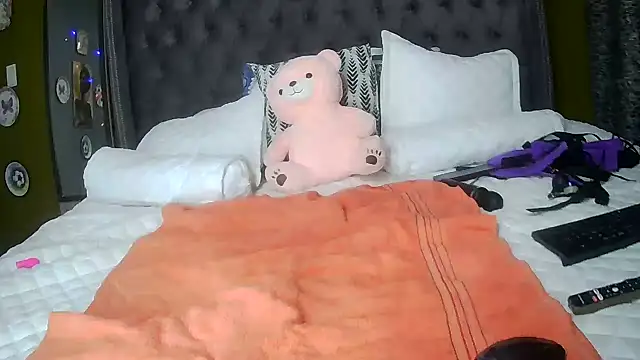 JuicyEbonyGoddess online show from 02-19-26, 10:17