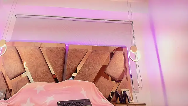 emma cook  online show from 12-21-25, 07:32