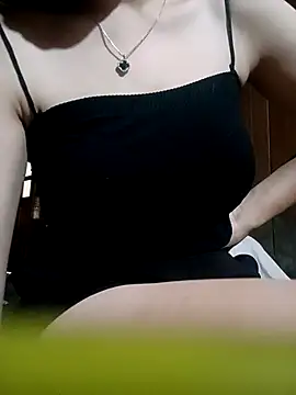 Snapshot of NariShow chatting on 04-14-26, 11:22 NariShow online show from 04-14-26, 11:22