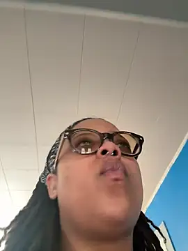 hazeleyedemonx13 online show from 04-16-26, 08:09