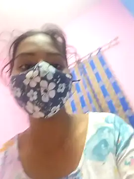 Snapshot of Hot_Naira_ chatting on 11-30-25, 02:21 Hot Naira online show from 11-30-25, 02:21