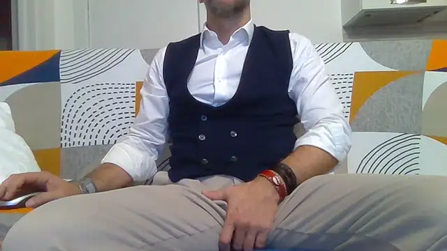 Eroshotlicker online show from 12-22-25, 10:07