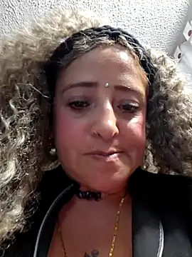 MelodyHockier online show from 11-26-25, 01:06