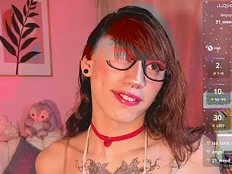 Snapshot of _i_love_star_ chatting on 11-25-25, 06:24 i love star online show from 11-25-25, 06:24