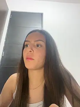 Snapshot of Natalia_salas17 chatting on 11-25-25, 06:13 Natalia salas17 online show from 11-25-25, 06:13