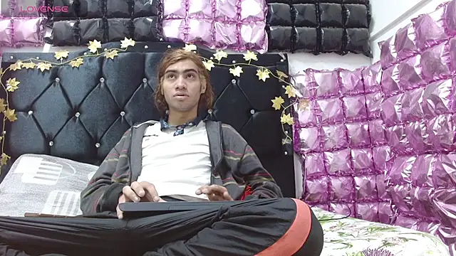 andresdark 07 online show from 11-30-25, 03:10