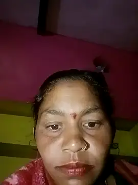 Snapshot of Matahrajpal chatting on 11-25-25, 04:51 Matahrajpal online show from 11-25-25, 04:51