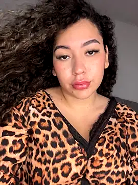 VictoriaaRose online show from 12-03-25, 07:27