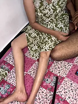 Snapshot of manumishraa chatting on 11-25-25, 04:51 manumishraa online show from 11-25-25, 04:51