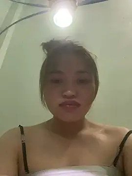 Snapshot of muti99 chatting on 02-21-26, 12:39 muti99 online show from 02-21-26, 12:39