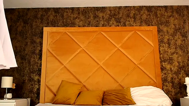 TinyBlair online show from 12-14-25, 04:12