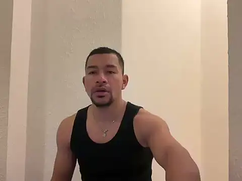 Snapshot of esleider12 chatting on 12-16-25, 08:08 esleider12 online show from 12-16-25, 08:08