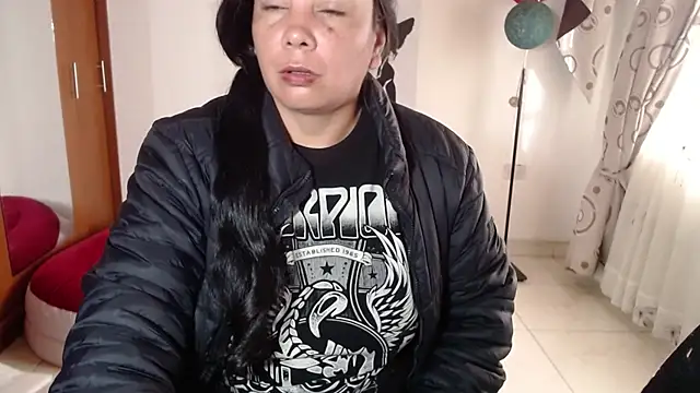 vivian-milf online show from 01-15-26, 12:43