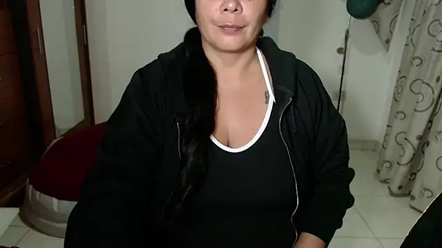 vivian-milf online show from 03-07-26, 01:46