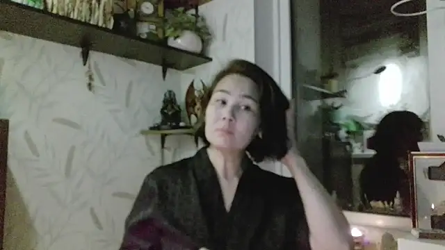 Snapshot of Nettie_Allie chatting on 11-27-25, 08:33 Nettie Allie online show from 11-27-25, 08:33