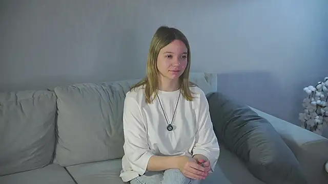 Snapshot of CristyPat chatting on 11-26-25, 04:02 CristyPat online show from 11-26-25, 04:02