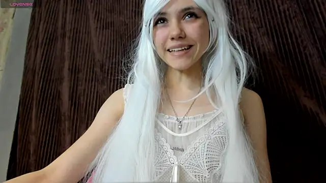 MissKotomissCat online show from 11-29-25, 01:41