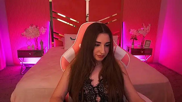 NaomiBaae online show from 11-28-25, 03:04