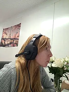 JenyJansy online show from 12-18-25, 08:37