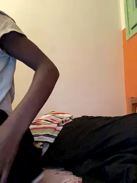    Hannah    online show from 12-14-25, 09:25