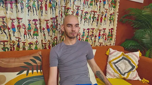 Snapshot of Burning_bald chatting on 11-27-25, 12:51 Burning bald online show from 11-27-25, 12:51