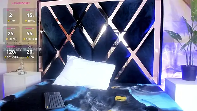 valentina lenoxx online show from 12-18-25, 08:37