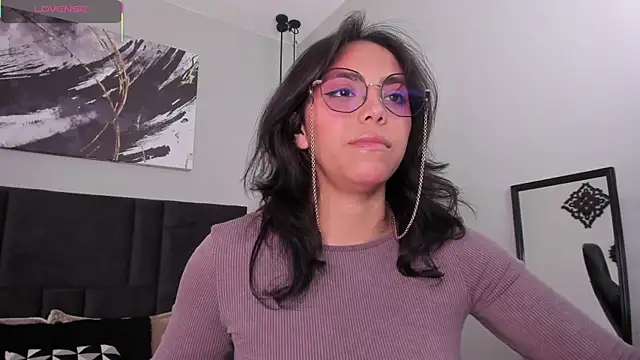 Snapshot of Scarlett_musik chatting on 02-04-26, 09:53 Scarlett musik online show from 02-04-26, 09:53