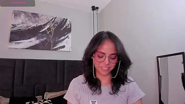 Snapshot of Scarlett_musik chatting on 02-07-26, 04:38 Scarlett musik online show from 02-07-26, 04:38