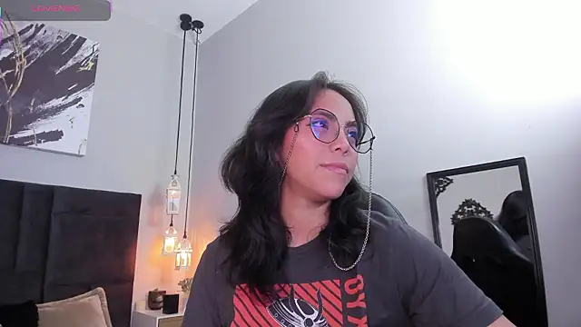 Snapshot of Scarlett_musik chatting on 02-08-26, 04:27 Scarlett musik online show from 02-08-26, 04:27