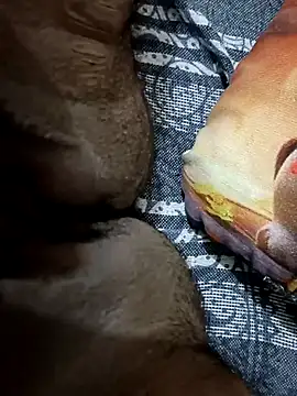 chiyalove online show from 11-30-25, 09:24