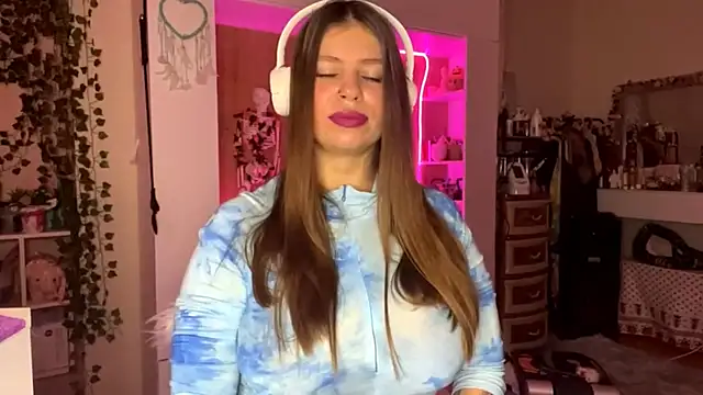 BiasSquabble online show from 11-26-25, 06:14