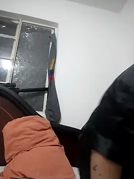 KarolWest  online show from 12-21-25, 01:24