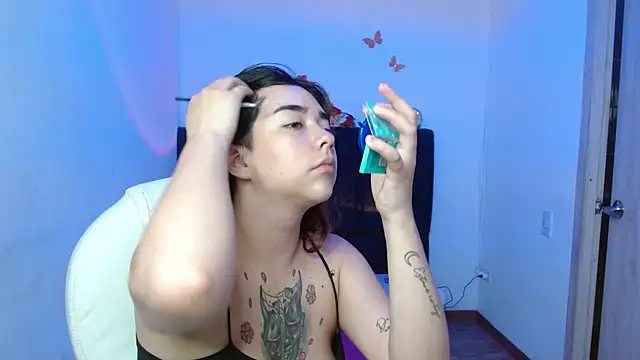 Snapshot of CherryBloom__ chatting on 12-15-25, 03:49 CherryBloom online show from 12-15-25, 03:49