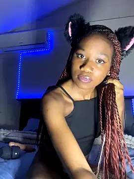 Lexaa Reighn online show from 11-28-25, 06:10