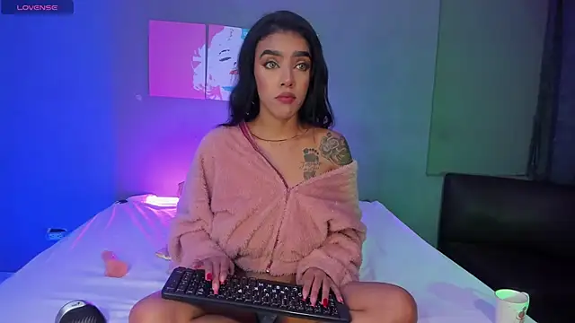 VictoriaMeller online show from 01-06-26, 10:56